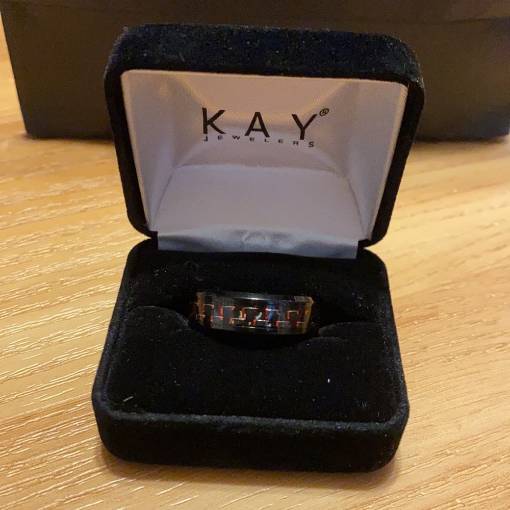 Kay Jewelers Men MGW Black and Red Ring (Size 11)